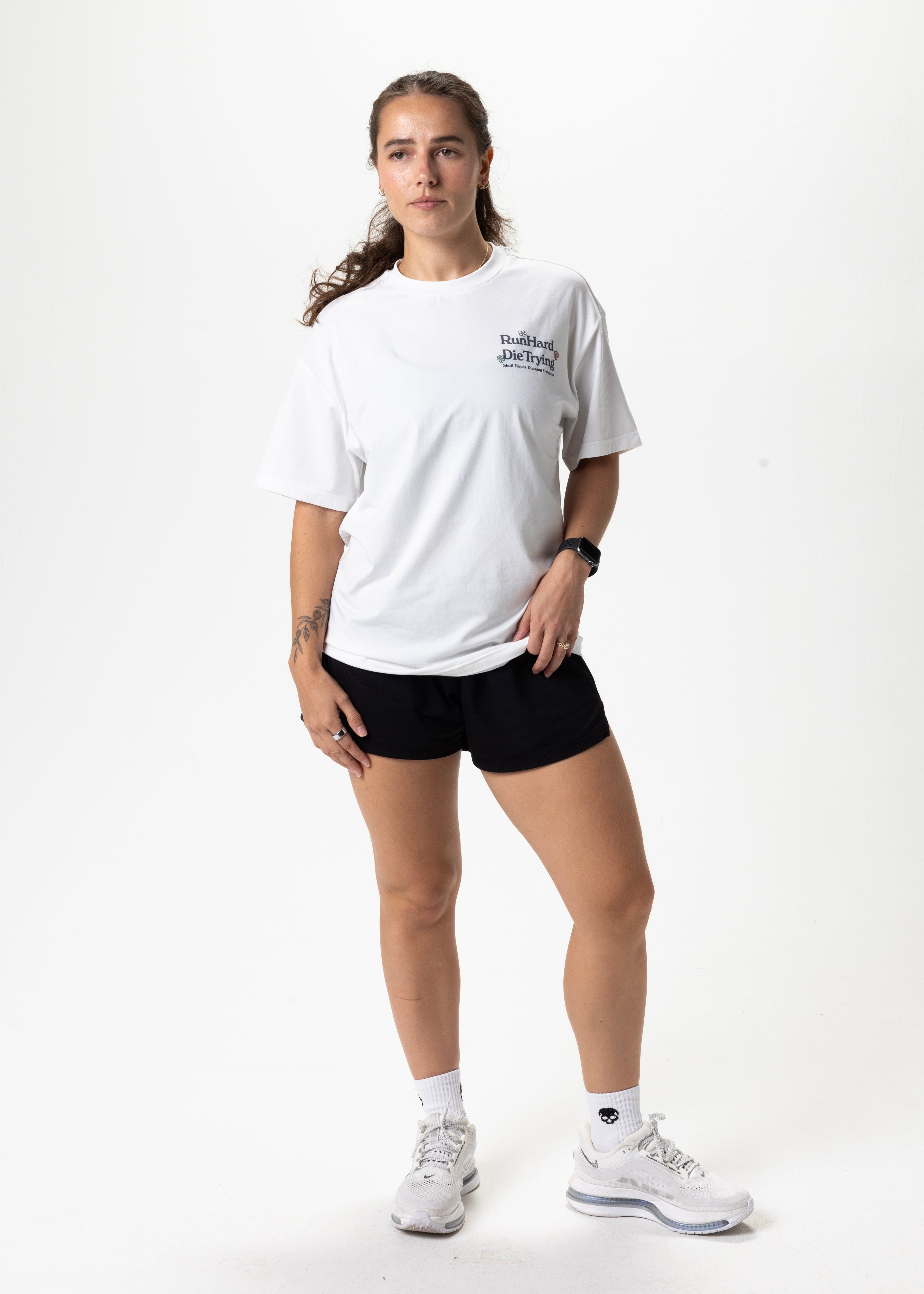 RUN HARD TEE, UNISEX - WHITE