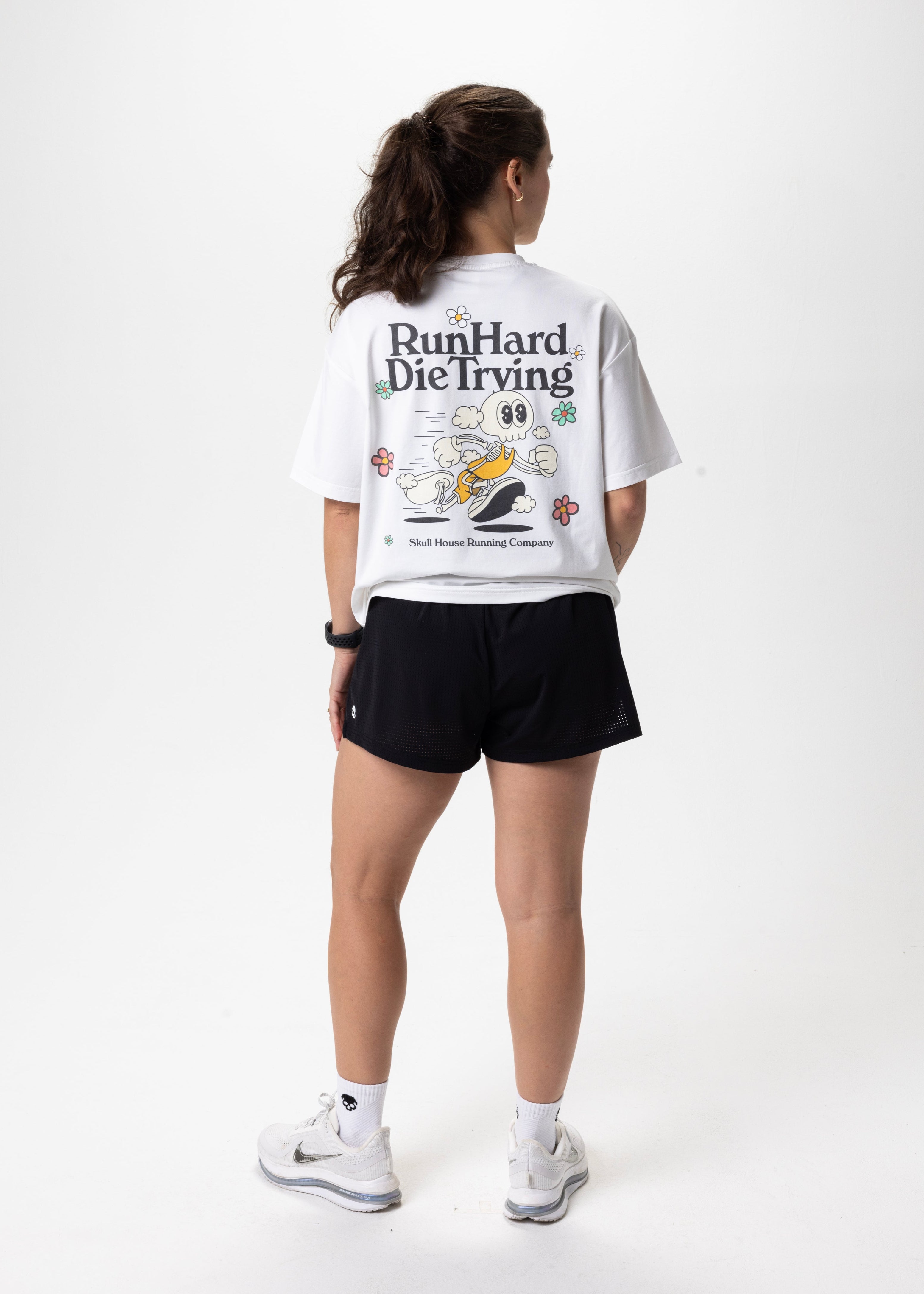 RUN HARD TEE, UNISEX - WHITE